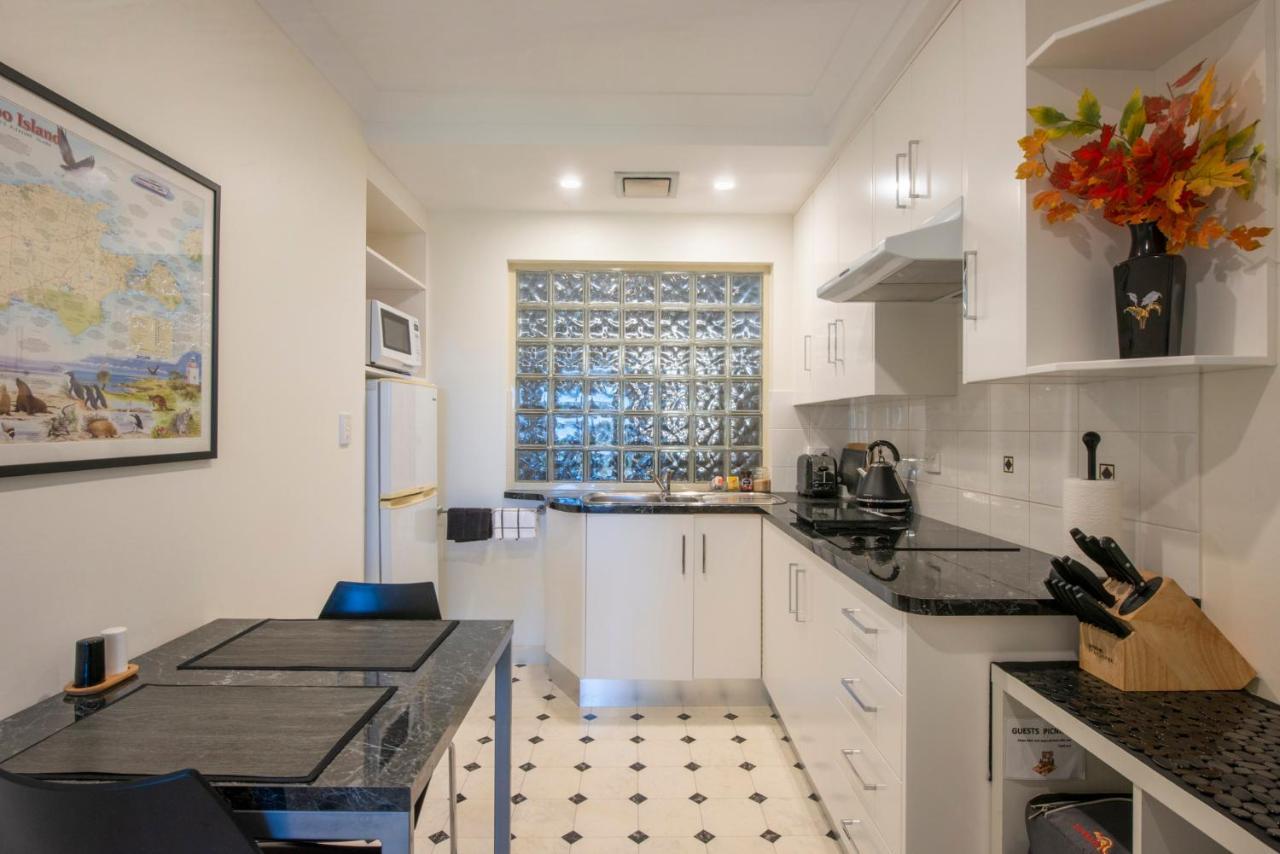 Searenity Holiday Accommodation Emu Bay Экстерьер фото