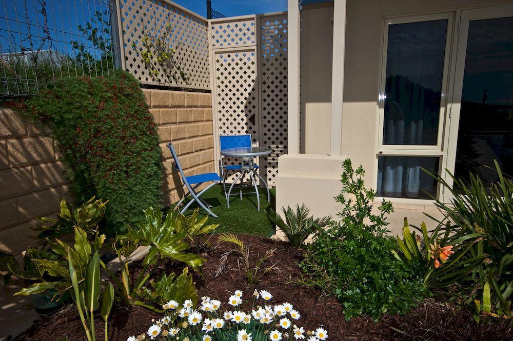 Searenity Holiday Accommodation Emu Bay Экстерьер фото