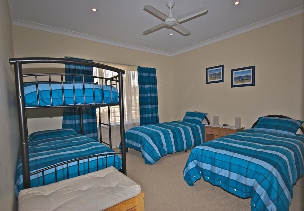 Searenity Holiday Accommodation Emu Bay Экстерьер фото