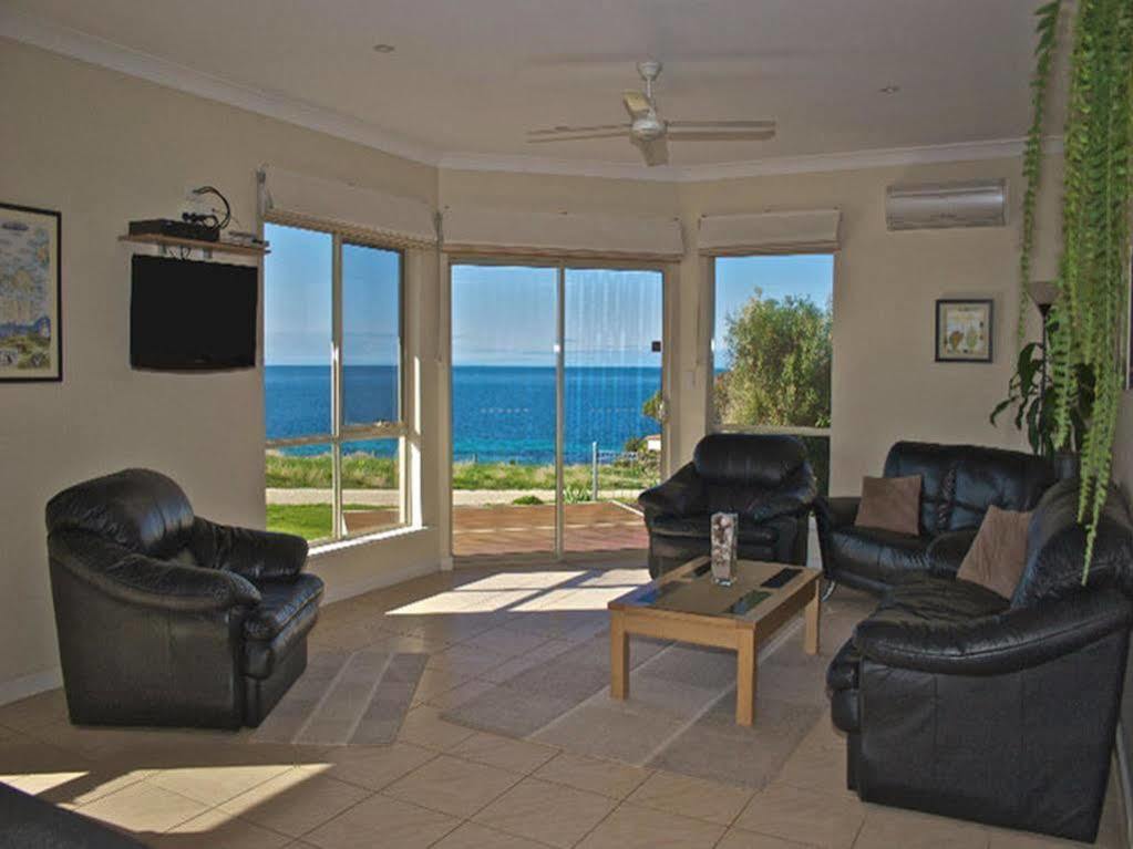 Searenity Holiday Accommodation Emu Bay Экстерьер фото